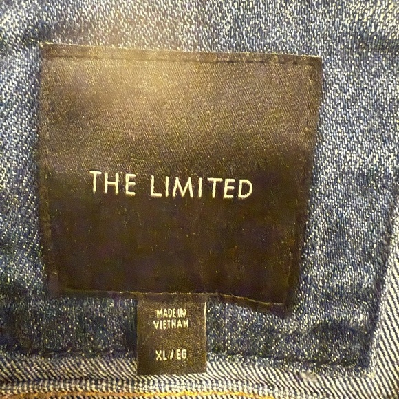 The Limited Classic Denim Jean Jacket – Size XL - Picture 2 of 6